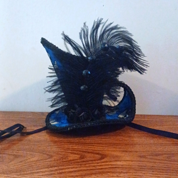 Bubbles and Frown Royal Blue and Black brocade skull mini top hat - Picture 2 of 7